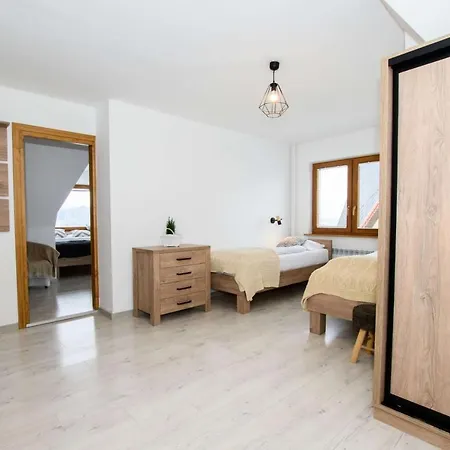 Apartamenty Siuster: Mountain View Suites with Convenient Thermal Spa Access Bukowina Tatrzanska Exterior photo