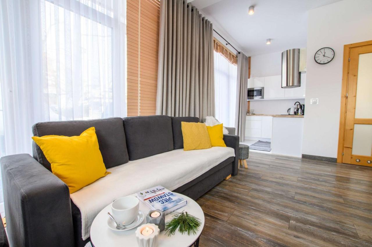 Siuster: Mountain View With Convenient Thermal Access Apartment Bukowina Tatrzanska