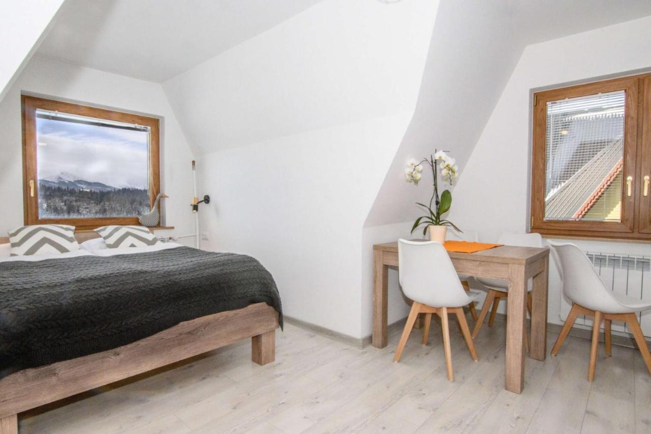 Siuster: Mountain View With Convenient Thermal Access