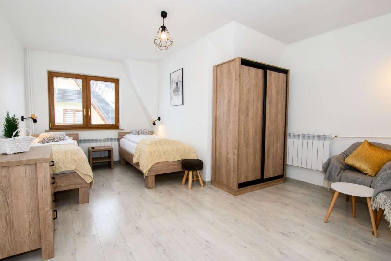 Siuster: Mountain View With Convenient Thermal Access Apartment *