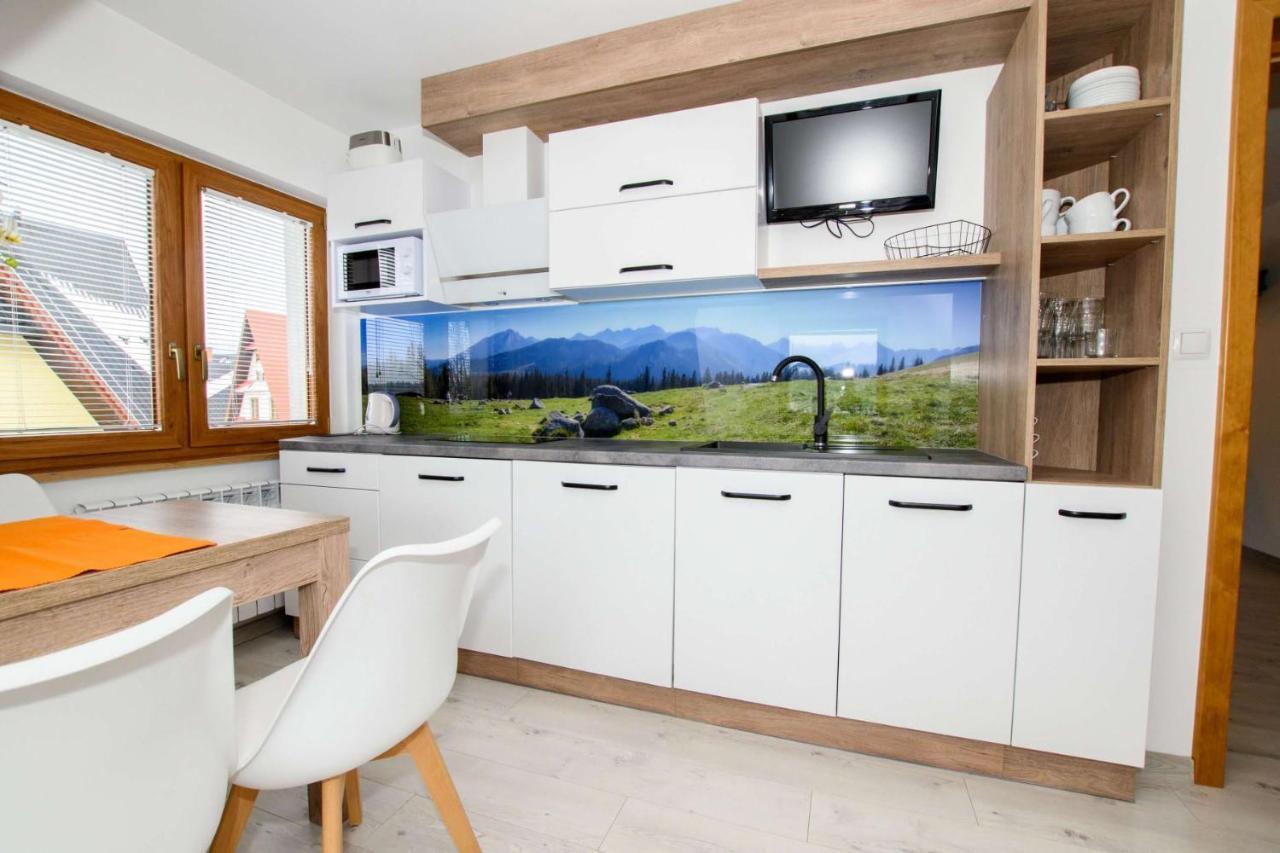 Siuster: Mountain View With Convenient Thermal Access Apartment *