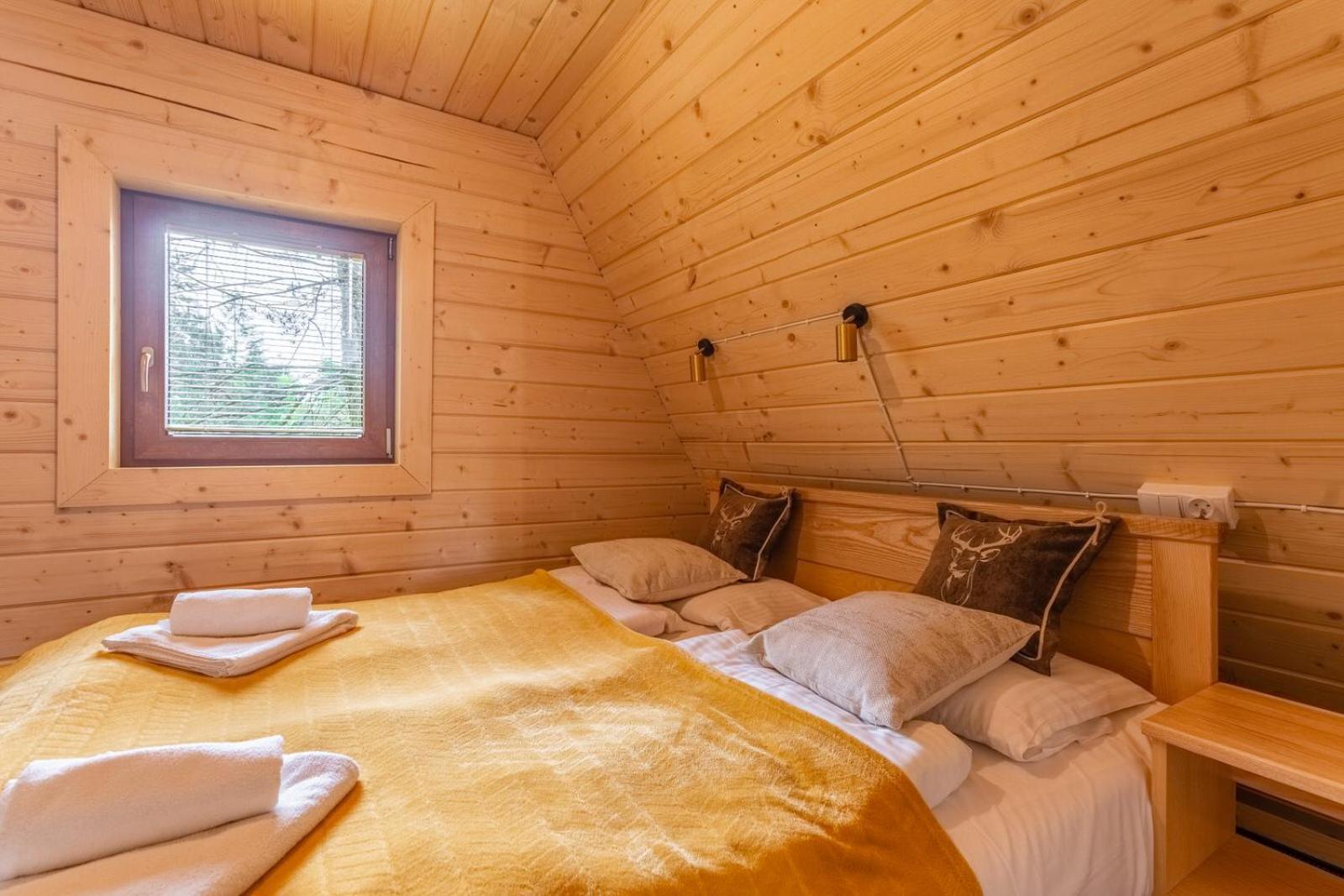 Siuster: Mountain View With Convenient Thermal Access Apartment *