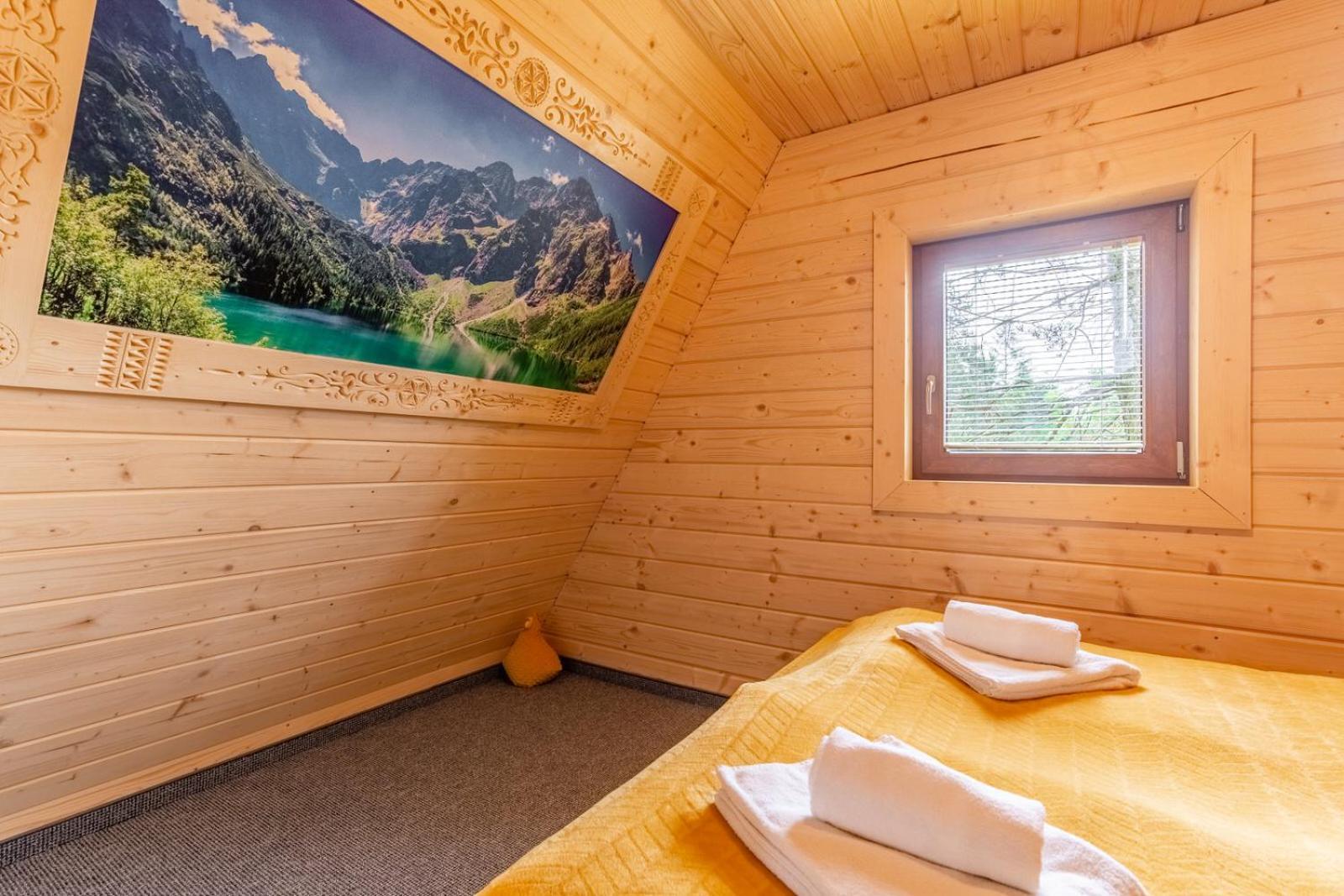 Siuster: Mountain View With Convenient Thermal Access Apartment *